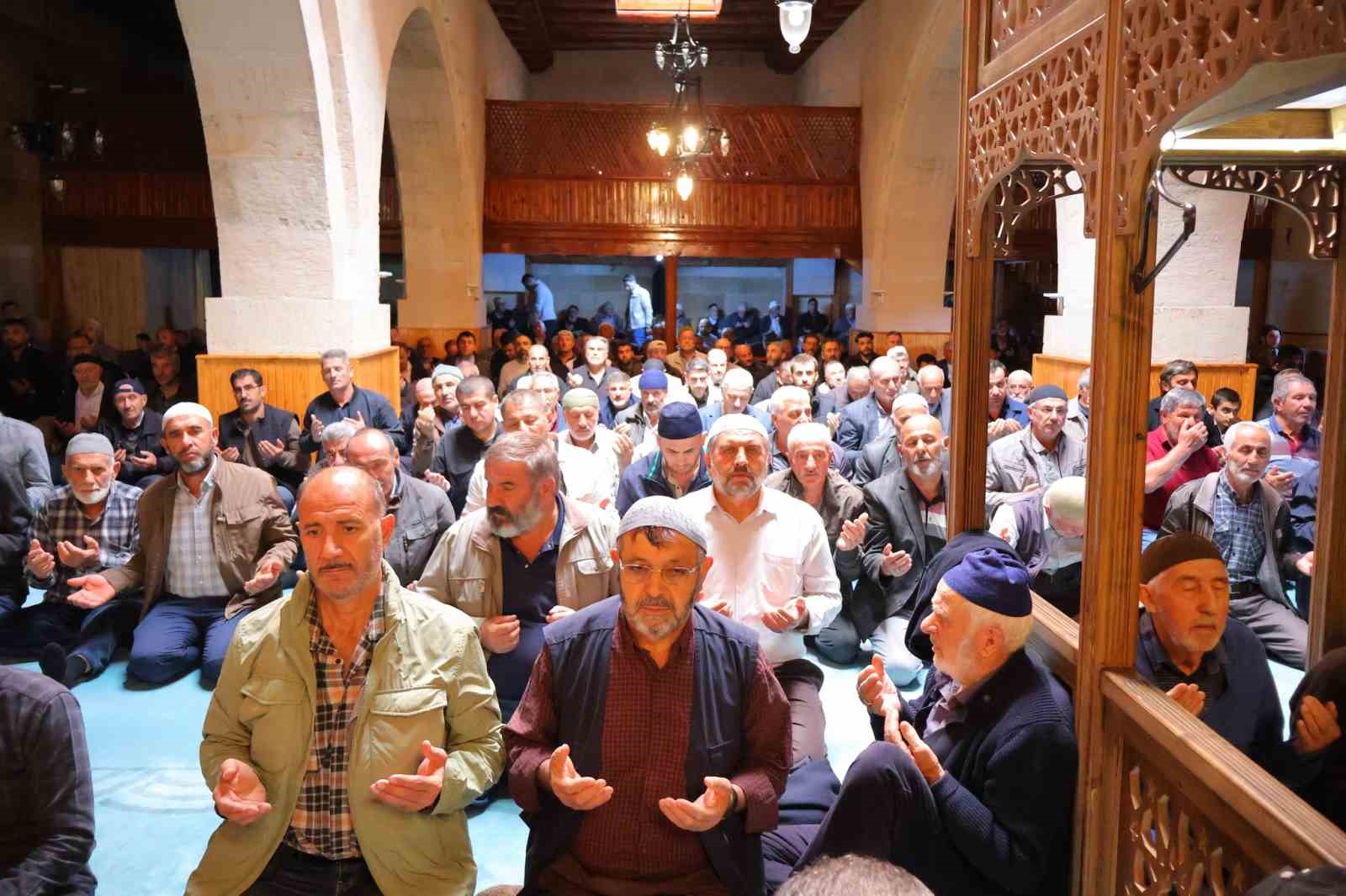 Ulu Cami&rsquo;de Kur&rsquo;an ziyafeti
