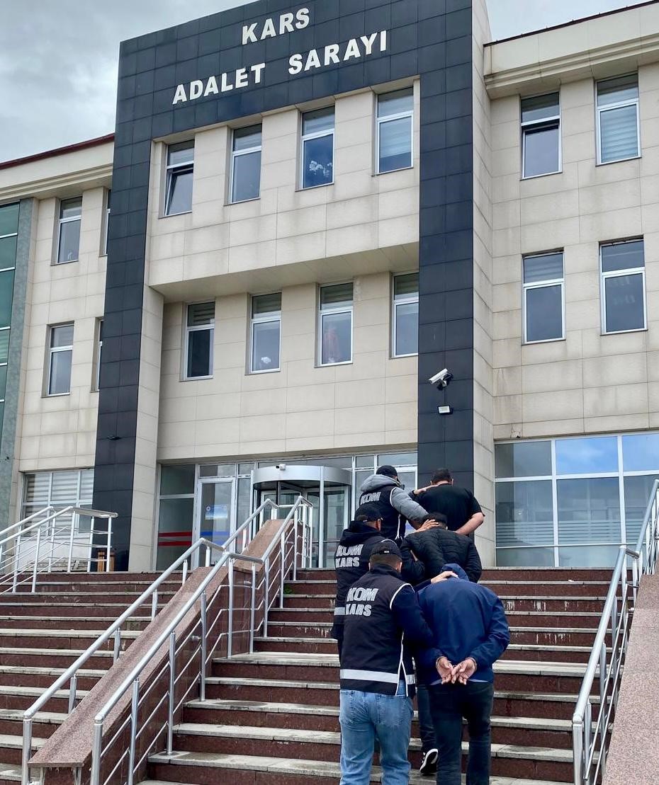 Kars’ta uzun namlulu silah ele geçirildi