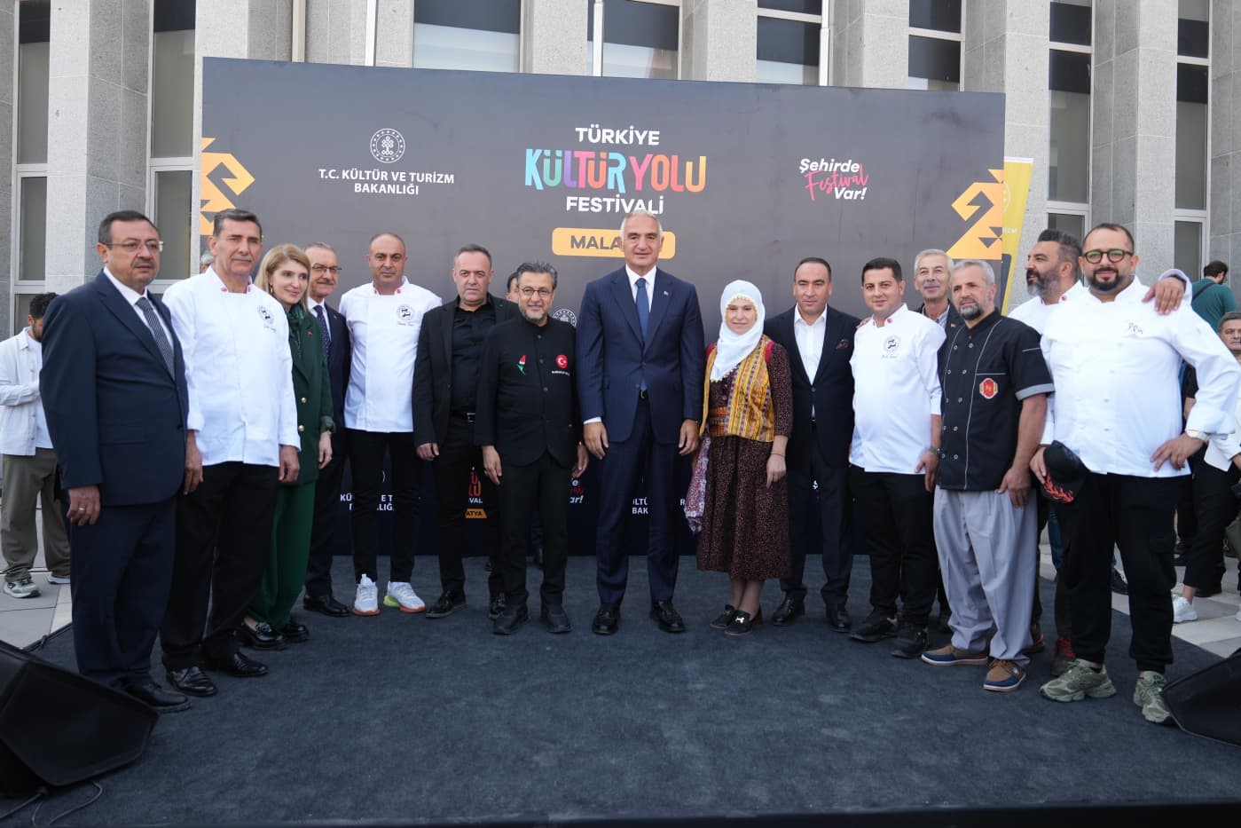 Bakan Ersoy: "Hangi bebek hangi çocuk hangi masum insan böyle bir acıyı hak eder"
