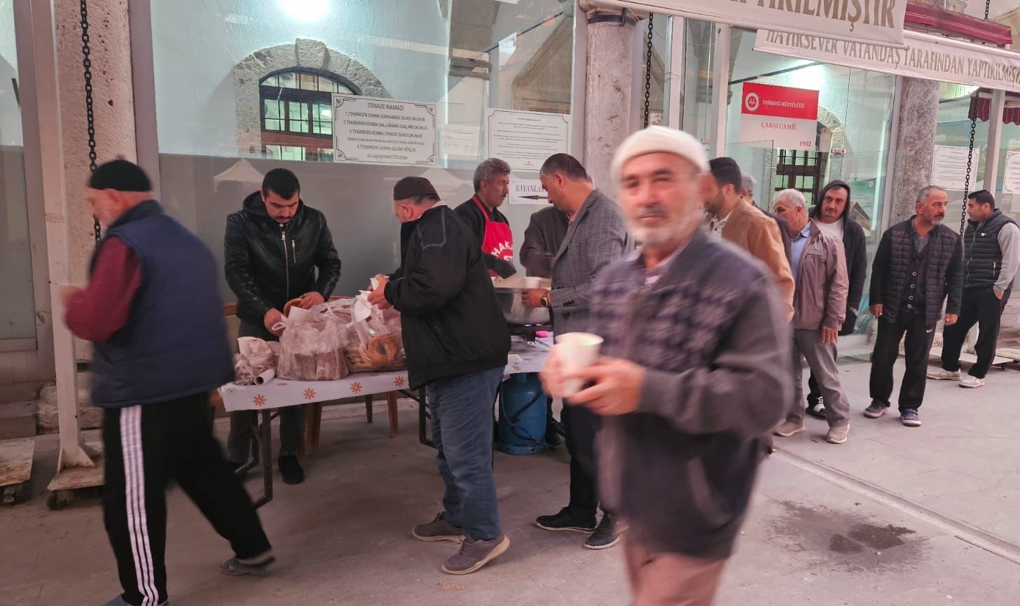 Emirdağ M&uuml;ft&uuml;l&uuml;ğ&uuml; sabah namazı buluşması d&uuml;zenledi

