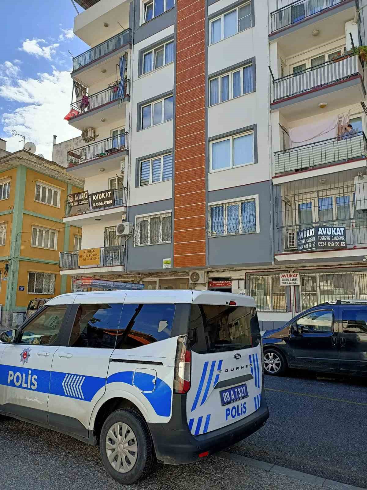 Yaşlı kadın yatağında ölü bulundu

