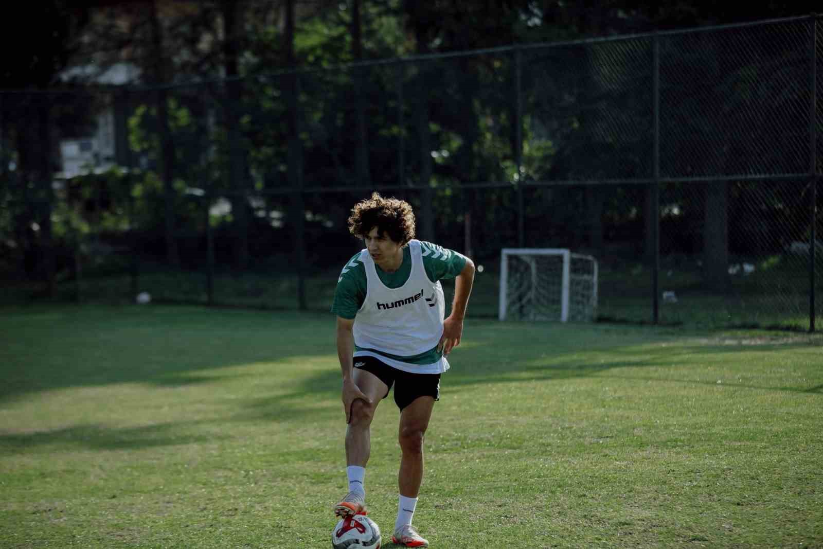 Sakaryaspor, Sarıyer maçının hazırlıklarını tamamladı
