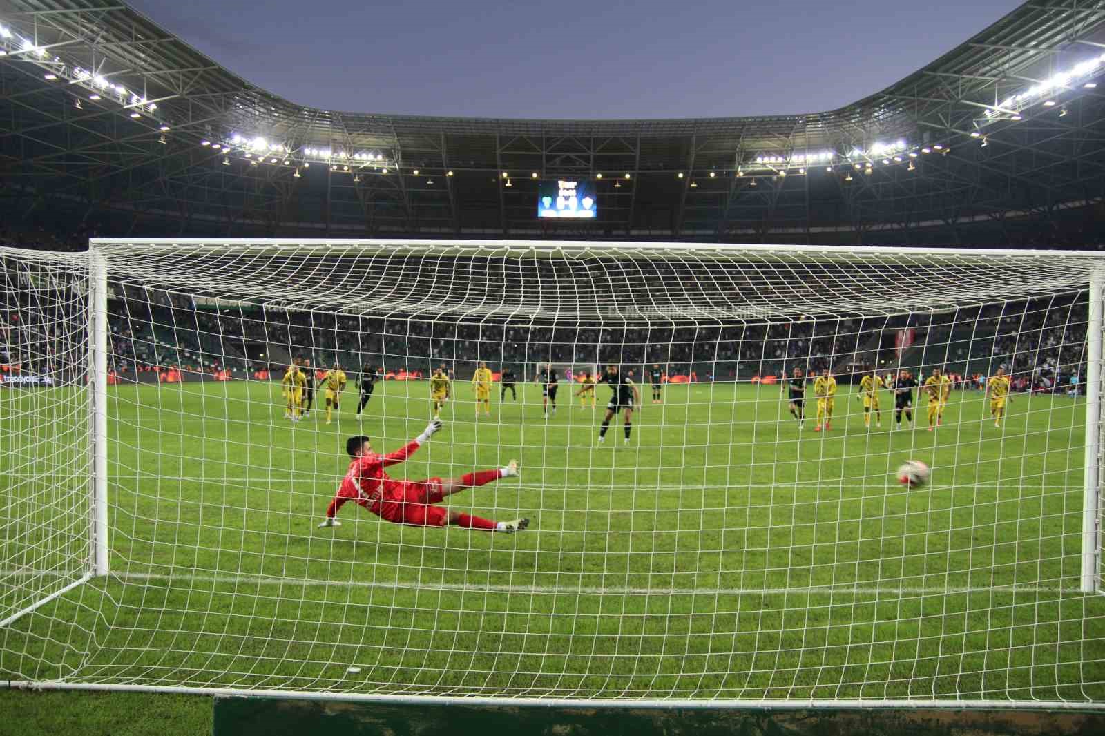 Trendyol Süper Lig: Kocaelispor:1 - Eyüpspor: 0 (Maç sonucu)
