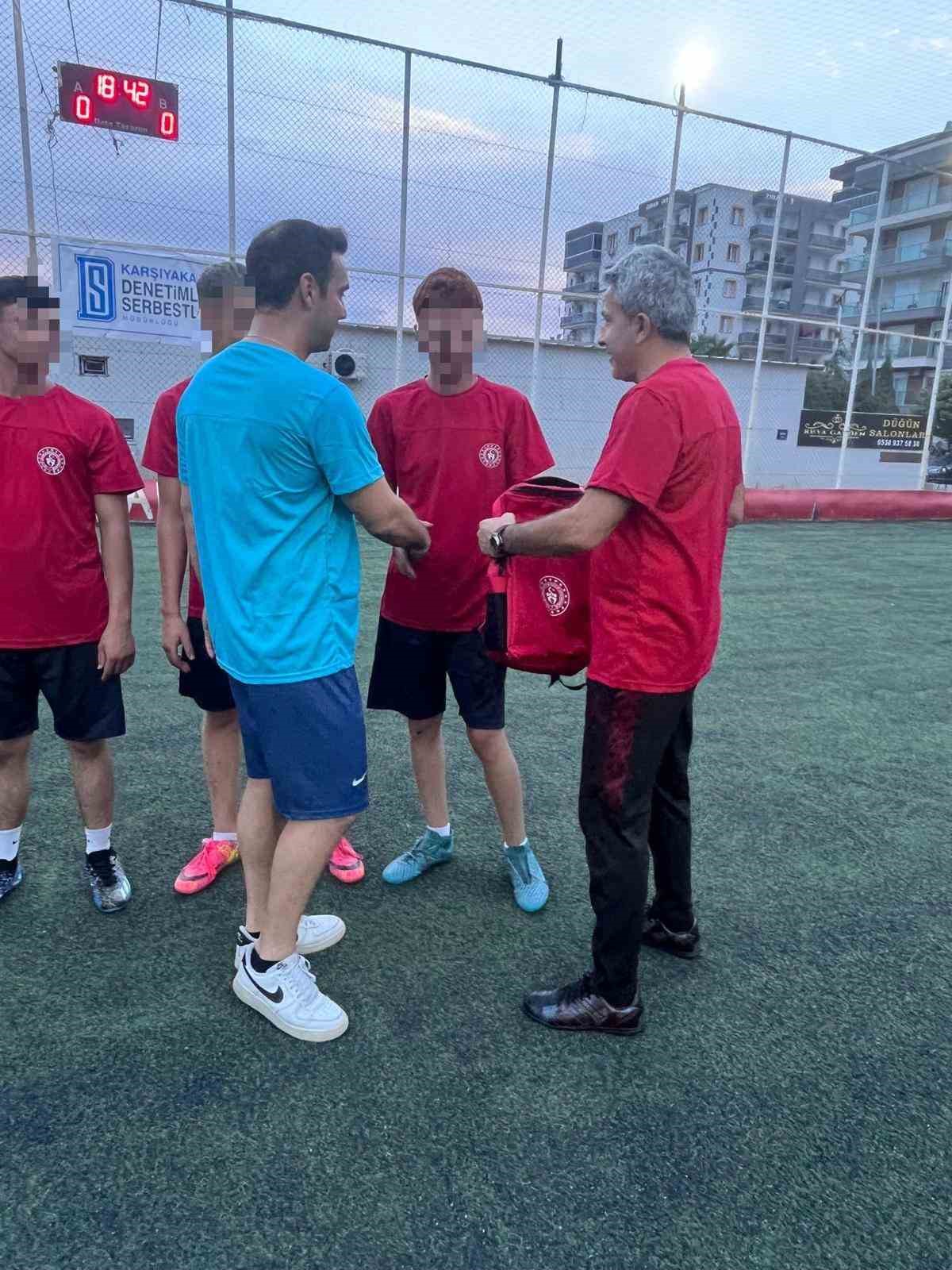 Denetimli serbestlik kapsamındaki gen&ccedil;ler, protokolle sahada buluştu
