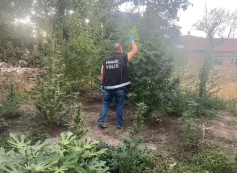 Kırklareli’nde uyuşturucu operasyonu: 2 gözaltı