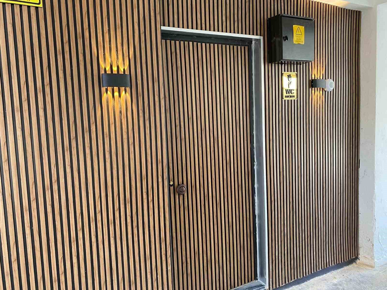 Gediz’de şehir merkezindeki umumi tuvaletler yenileniyor