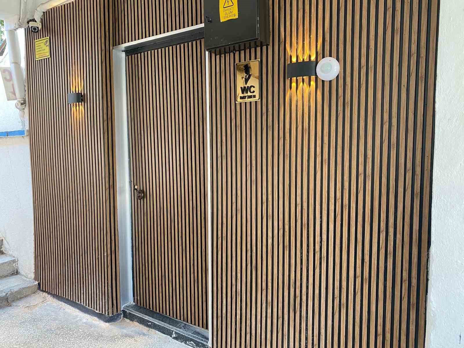 Gediz’de şehir merkezindeki umumi tuvaletler yenileniyor