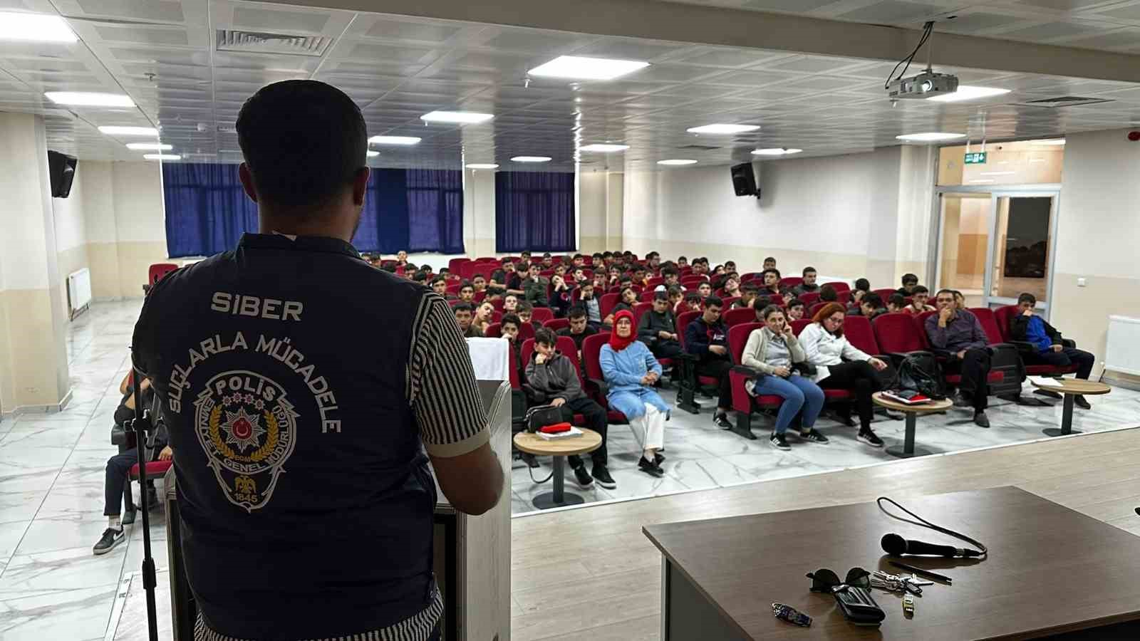 Afyonkarahisar’da SİBERAY eğitimleri devam ediyor