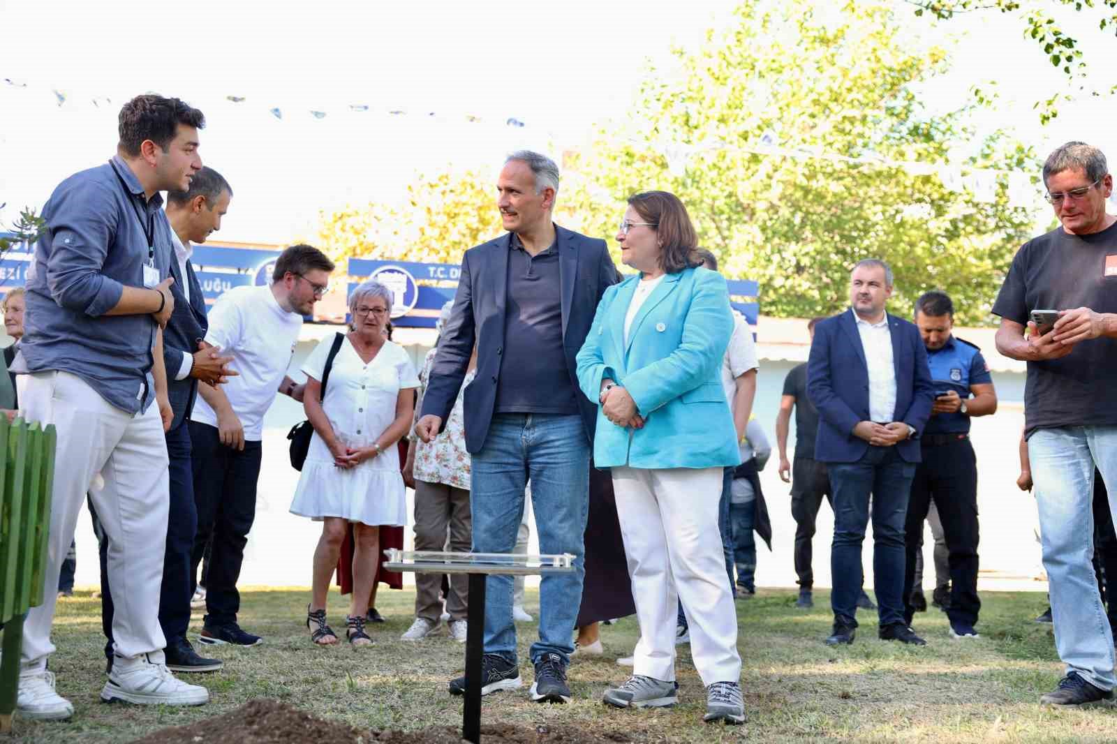 Didim ile Laubach arasındaki dostluk, meşeyle ta&ccedil;landı
