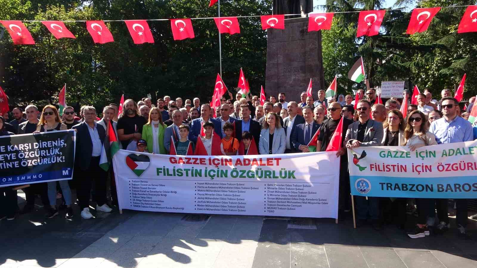 Trabzon&rsquo;da "Gazze İ&ccedil;in Adalet, Filistin İ&ccedil;in &Ouml;zg&uuml;rl&uuml;k" y&uuml;r&uuml;y&uuml;ş&uuml;
