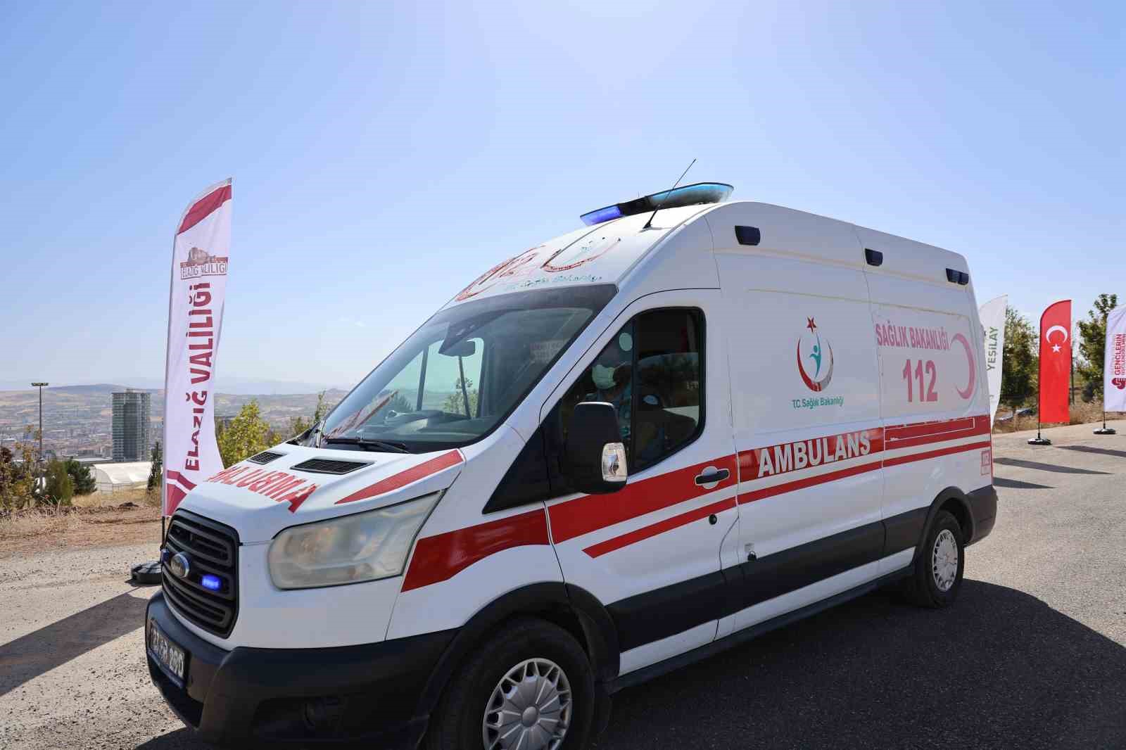 Elazığ&rsquo;da afet tatbikatı: Palu&rsquo;da deprem senaryosu canlandırıldı
