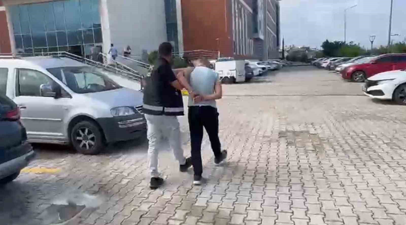 İskenderun&rsquo;da 1 milyon TL&rsquo;lik kablo hırsızlığına 2 tutuklama
