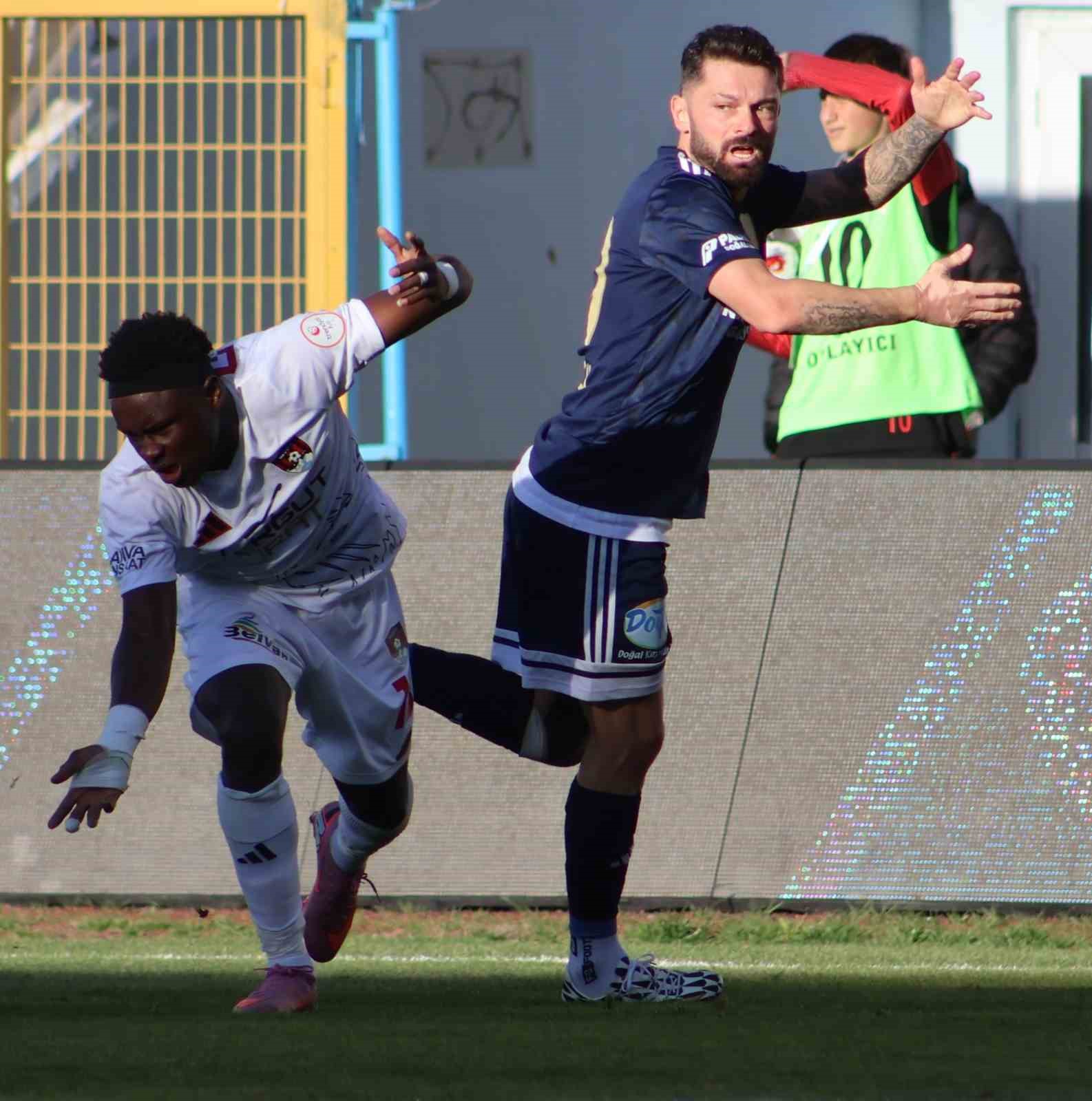 Trendyol 1. Lig: Erzurumspor FK: 1 - Vanspor FK: 1
