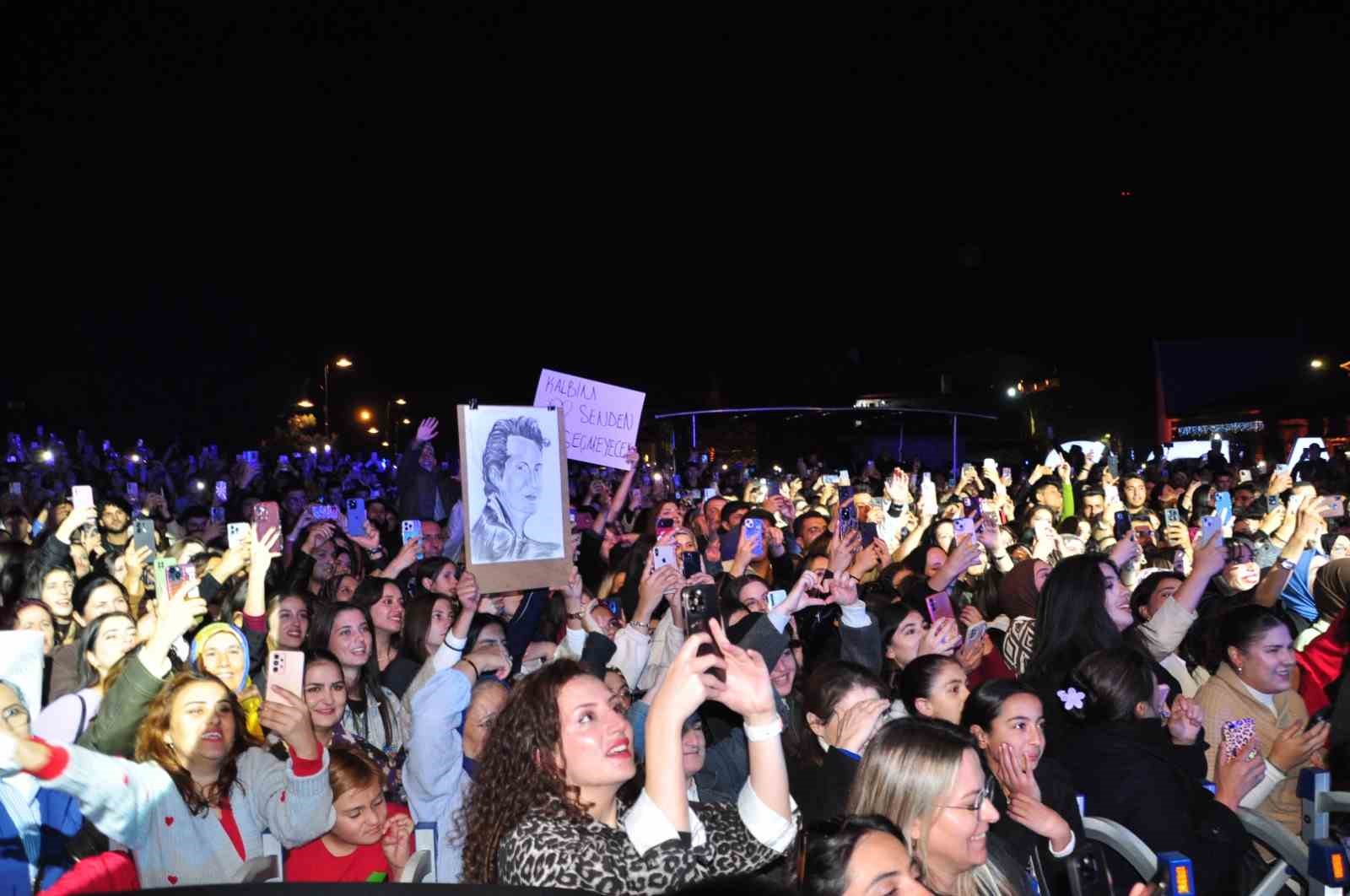 Kars’ta Kıraç rüzgarı esti