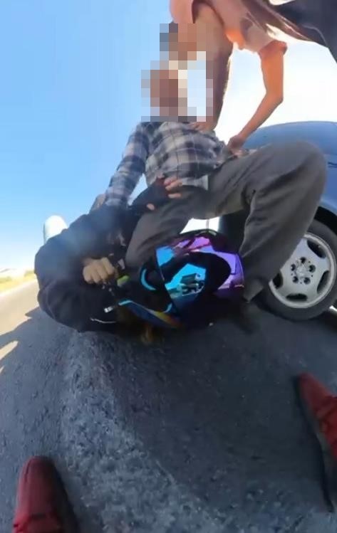 Trafikteki kavgada gözaltına alınan 2 şahıs serbest bırakıldı
