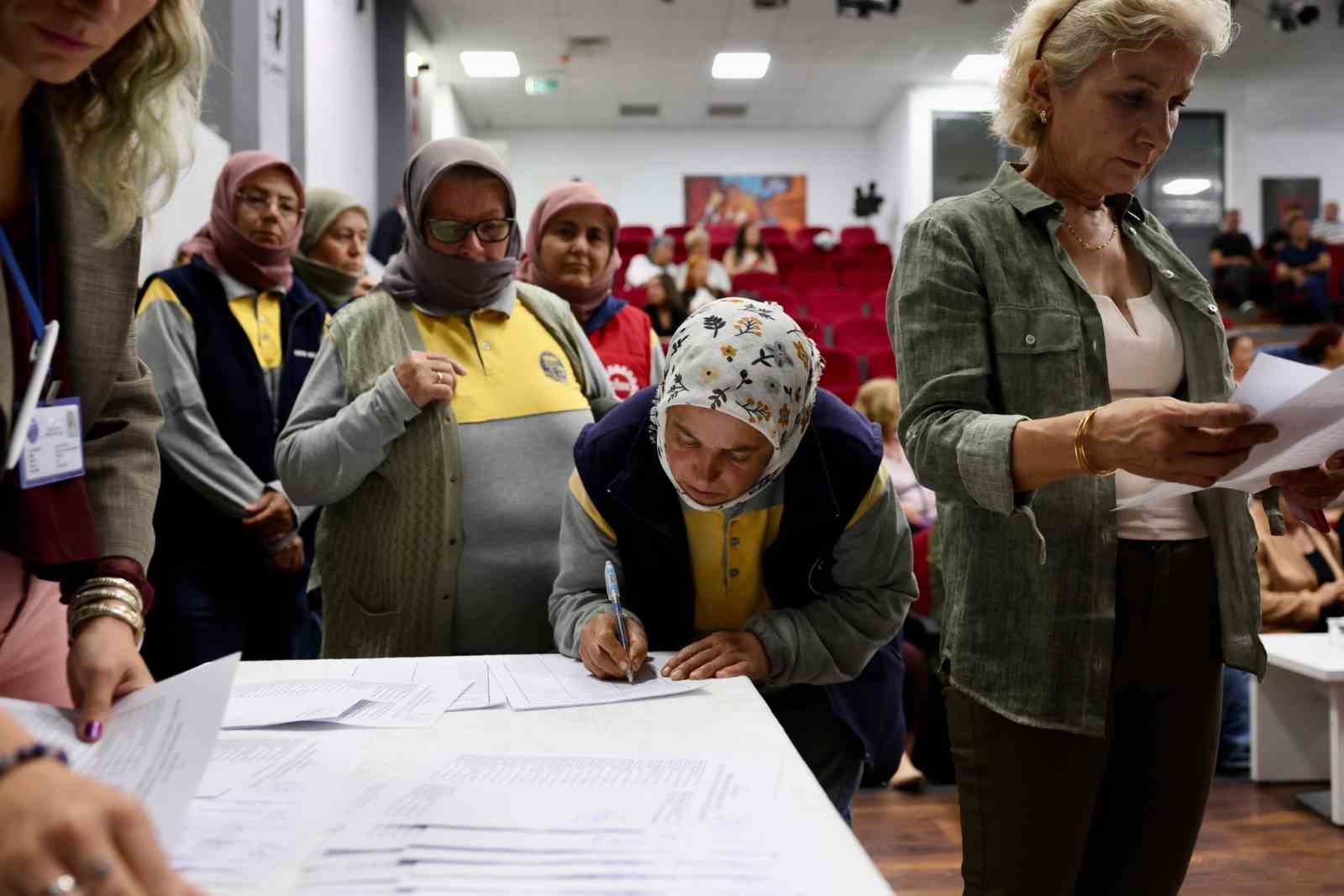 Didim Belediyesi Kadın Meclisi ilk genel kurulunu gerçekleştirdi
