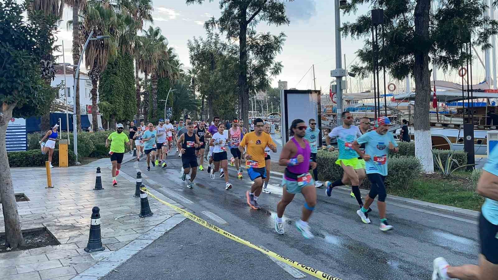 Bodrum&rsquo;da yarı maraton heyecanı yaşandı