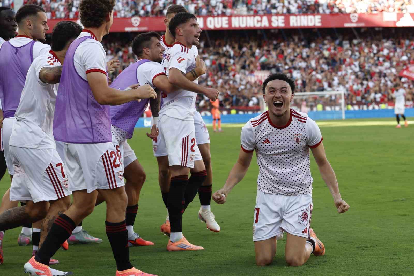 Barcelona, sezonun ilk mağlubiyetini farklı kaybederek aldı 