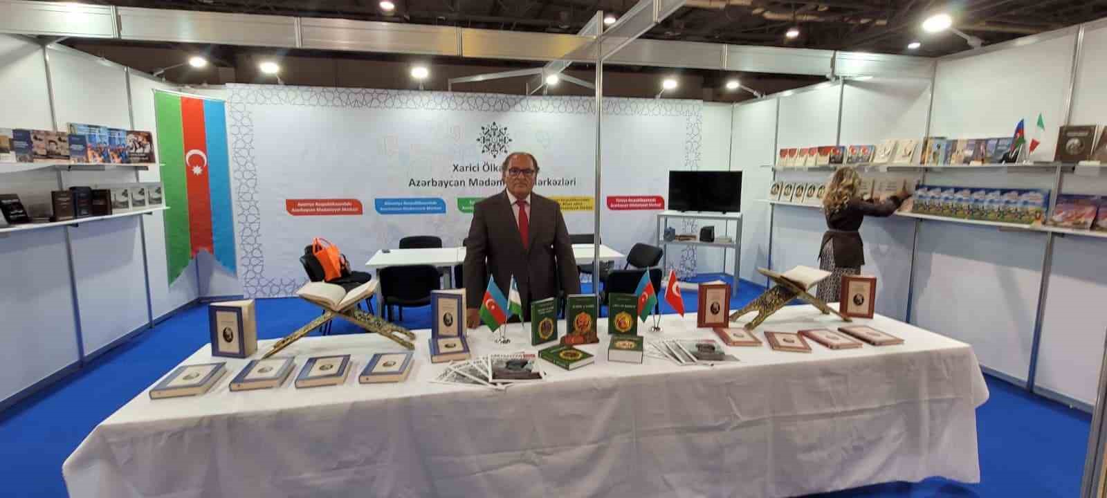 Nizami Gencevi’nin eşsiz başyapıtı "Hamse"si Türkiye Türkçesinde