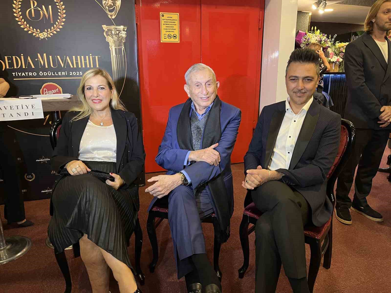 98 yaşındaki Haldun Dormen, ’Hisseli Harikalar Kumpanyası’ ile rekor kırdı