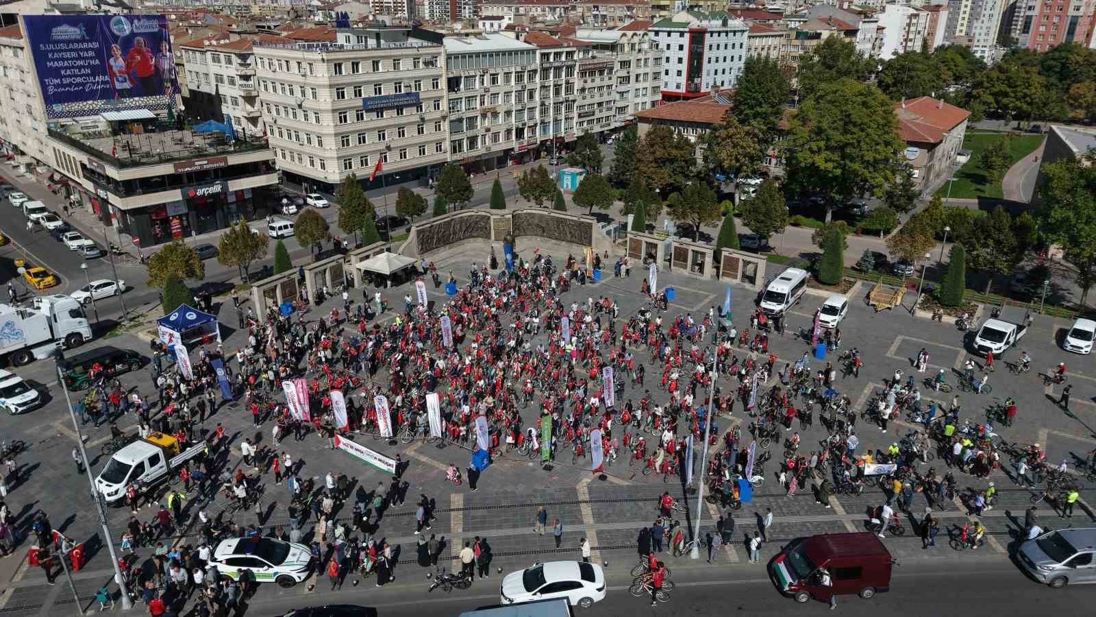 Filistin’e destek için pedal çevirdiler