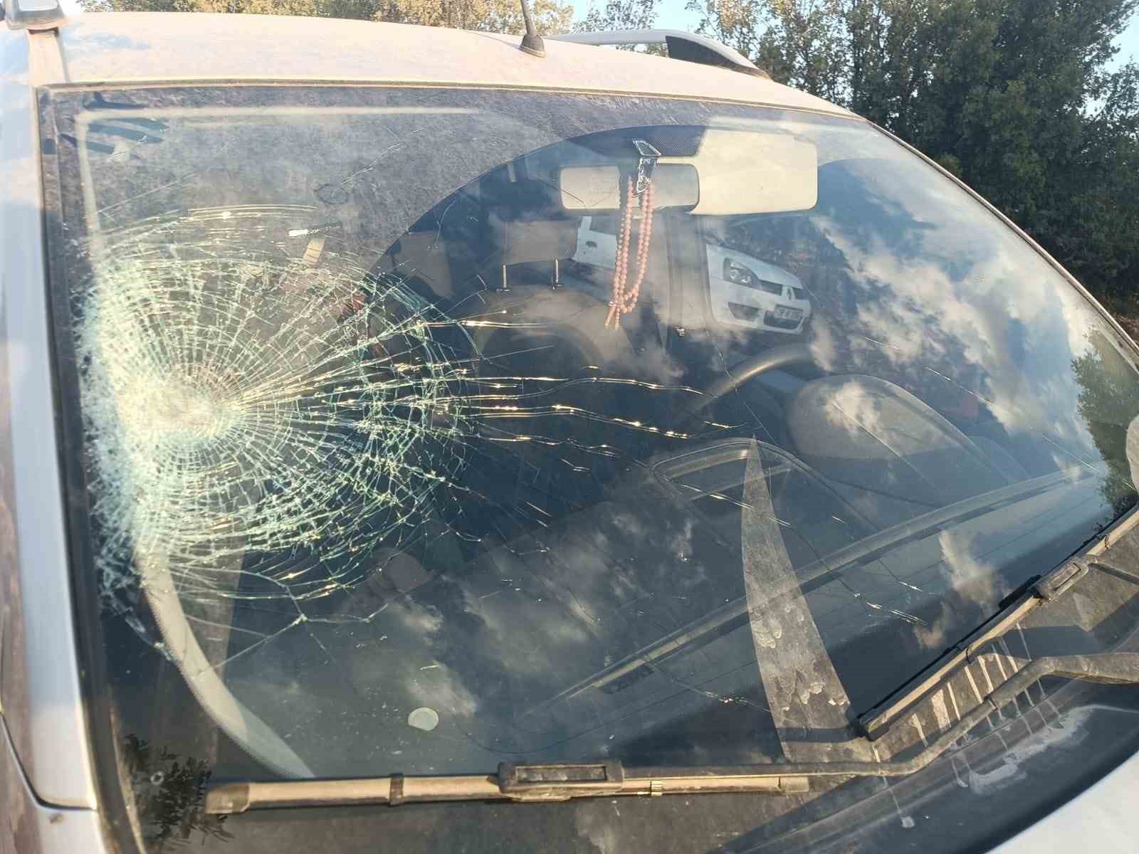 Hafif ticari aracın çarptığı yaya yaralandı