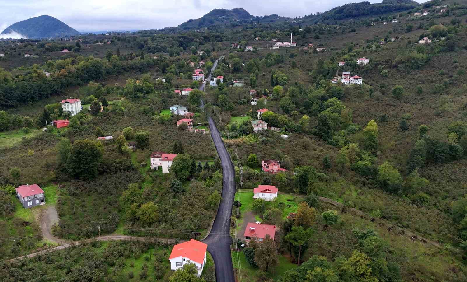 Ordu’da sıcak asfalt seferberliği sürüyor