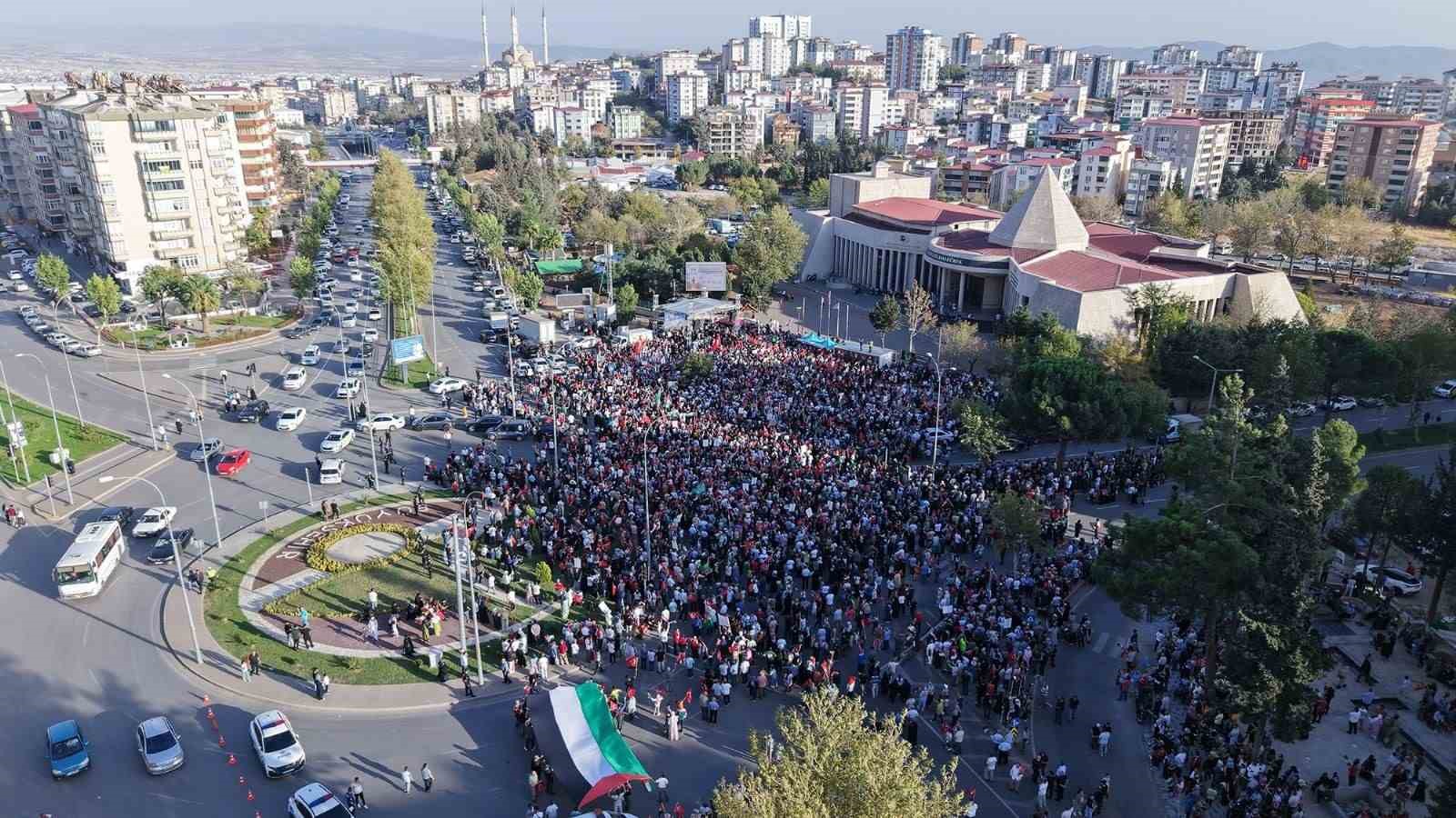 Kahramanmaraş&rsquo;ta binlerce kişi Filistin&rsquo;e destek i&ccedil;in y&uuml;r&uuml;d&uuml;
