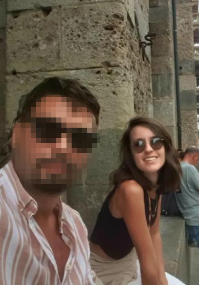 İzmir&rsquo;de bir kadın, kocasının ateşlediği silahla hayatını kaybetti
