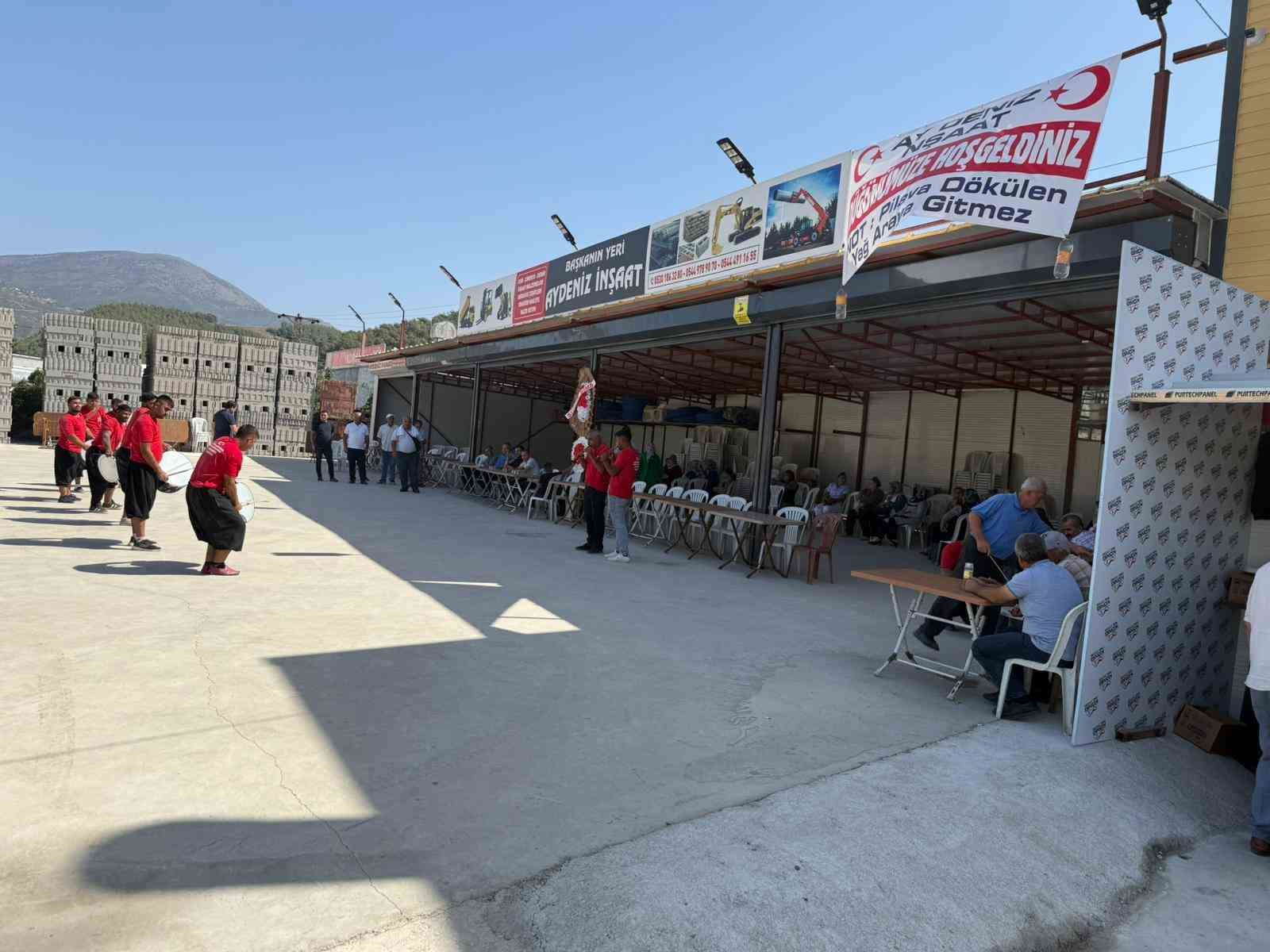 Osmaniye’de düğünde misafirlere 3 gün boyunca kebap ikram edildi