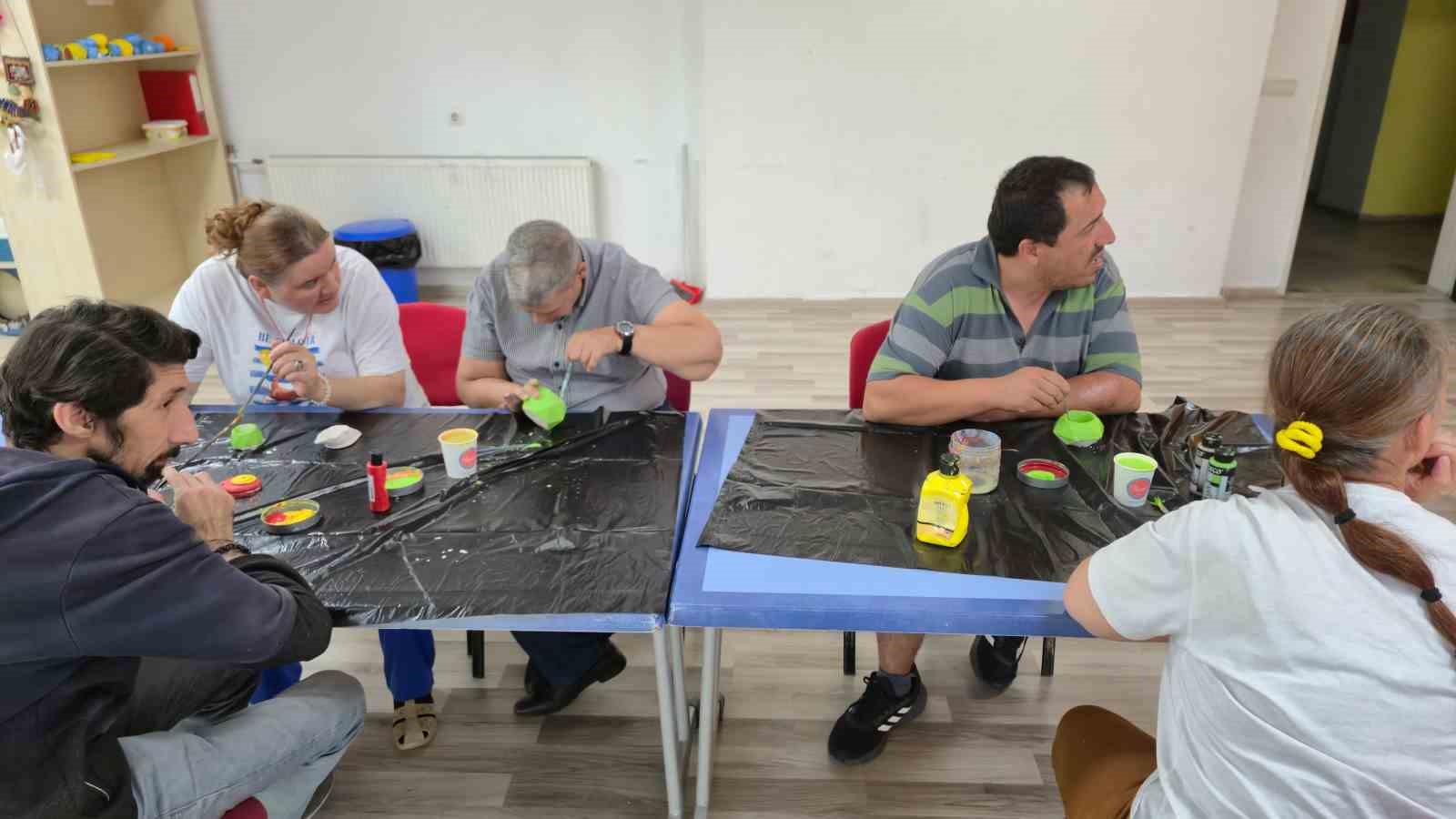 Muğla Uluslararası Gençlik Merkezi’nde engeller sanatla aşılıyor 