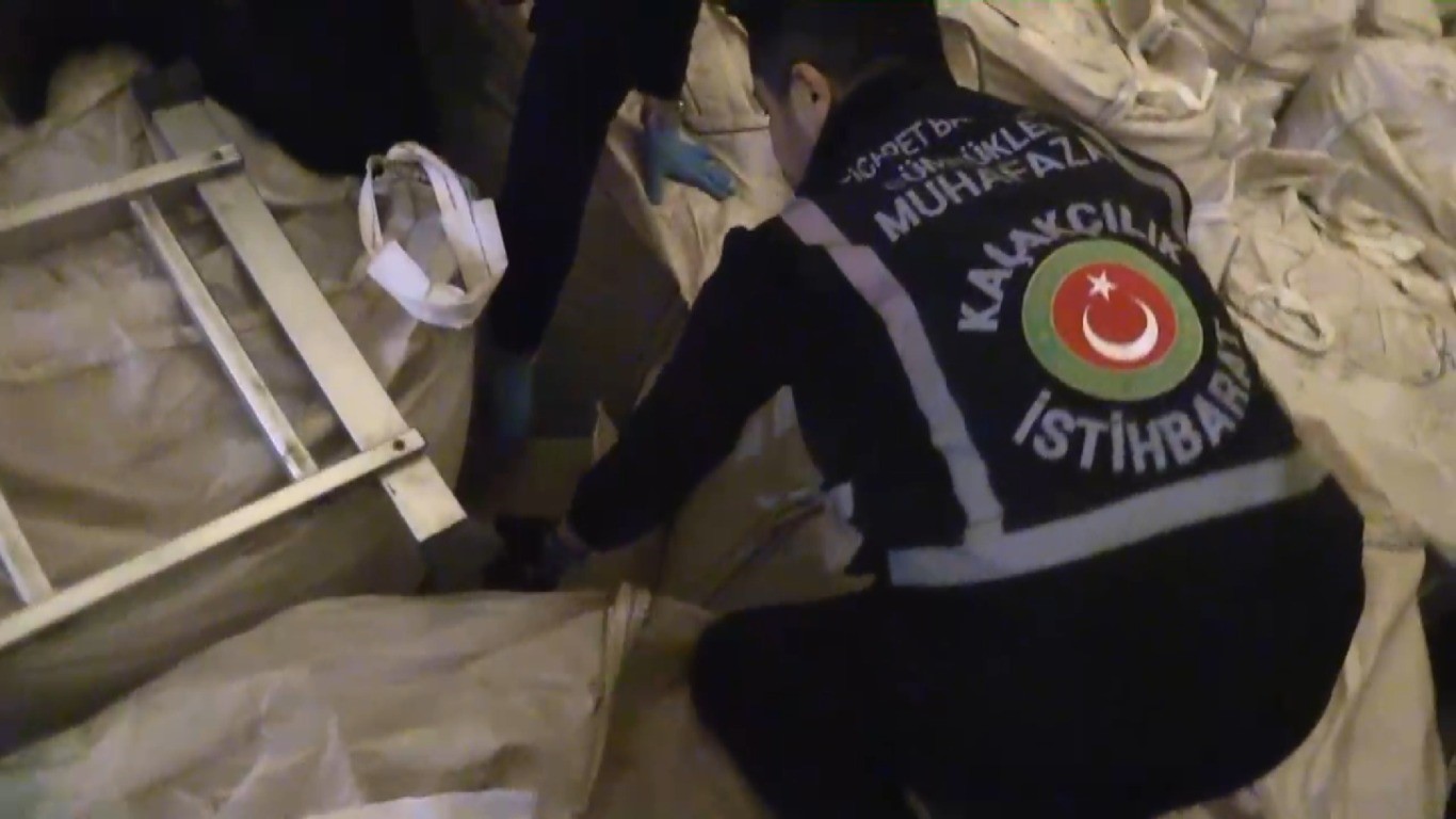 Kapıkule&rsquo;de 113 kilo esrar ele ge&ccedil;irildi
