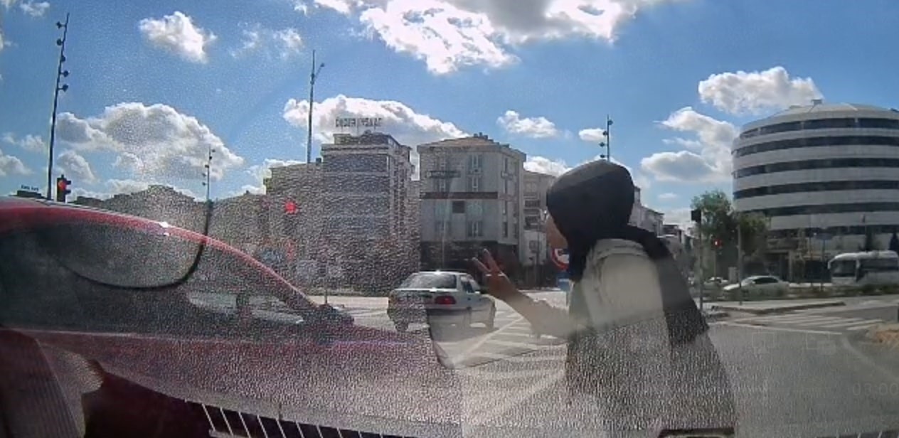 Kaza tehlikesi s&ouml;zl&uuml; tartışmayla bitti
