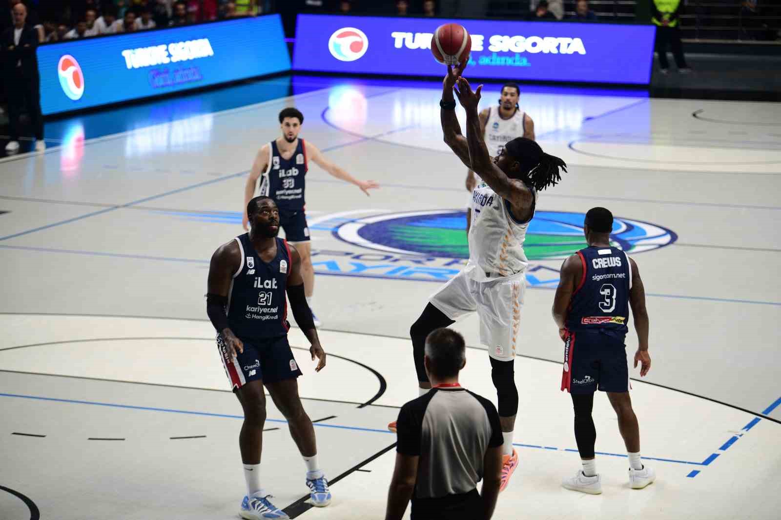Türkiye Basketbol Ligi: Çayırova Belediyesi: 103 - iLab Basketbol: 76
