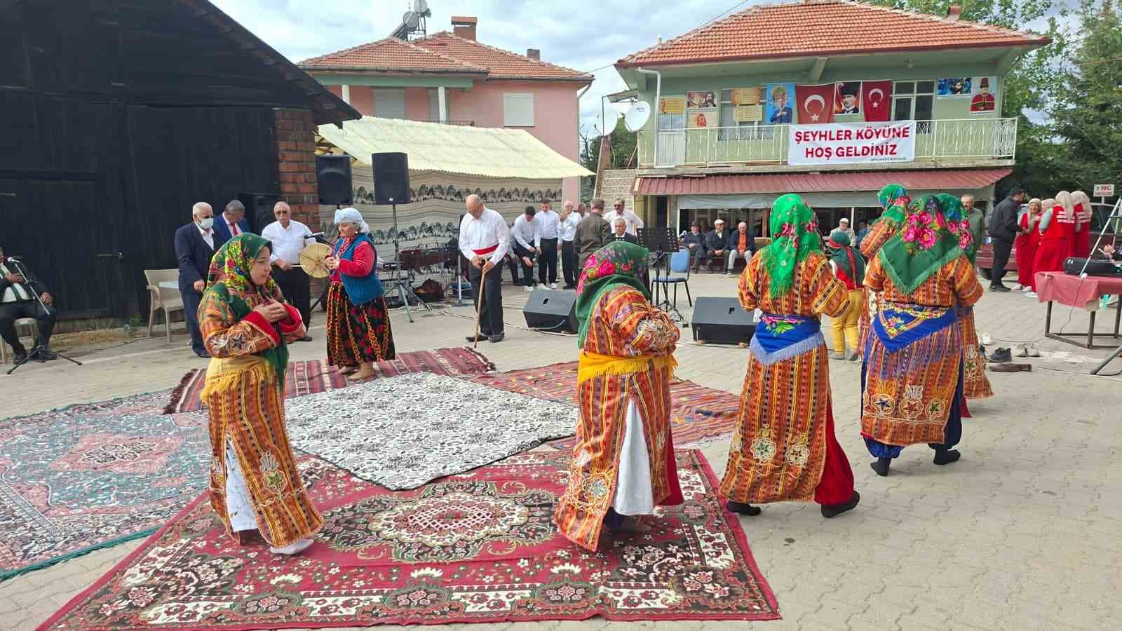 Hisarcık&rsquo;ın Şeyhler k&ouml;y&uuml;nde &rsquo;g&uuml;z hayrı&rsquo;
