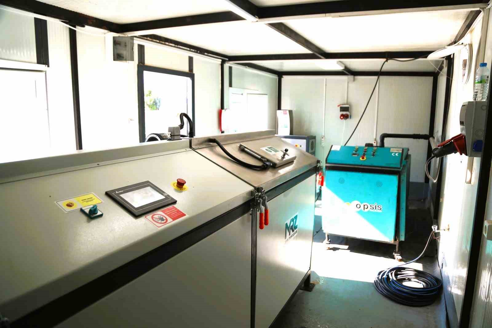 Melikgazi&rsquo;de sıfır atık ile yemek atıkları can dostlar i&ccedil;in mamaya d&ouml;n&uuml;ş&uuml;yor
