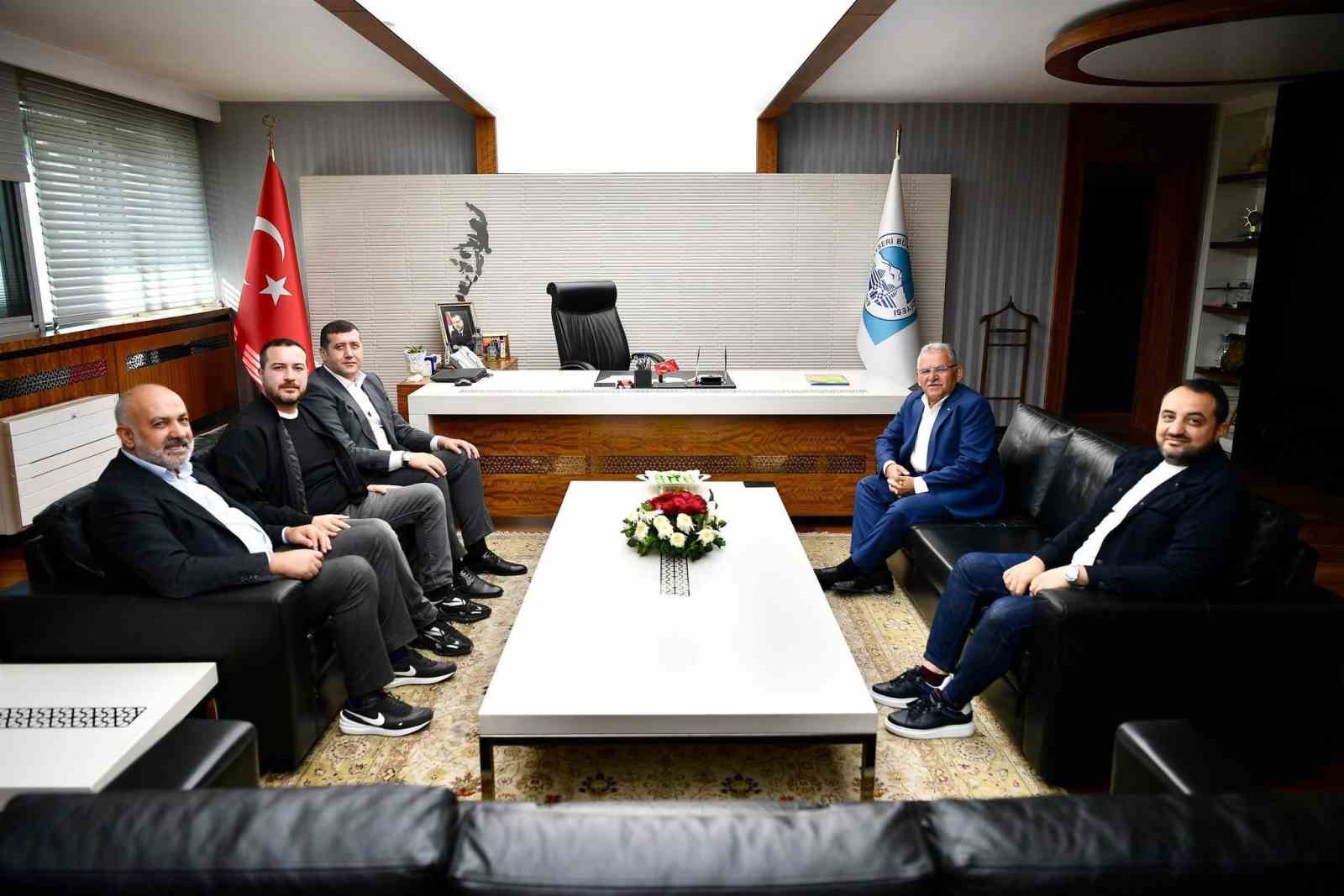 Ersoy’dan Büyükkılıç’a ziyaret