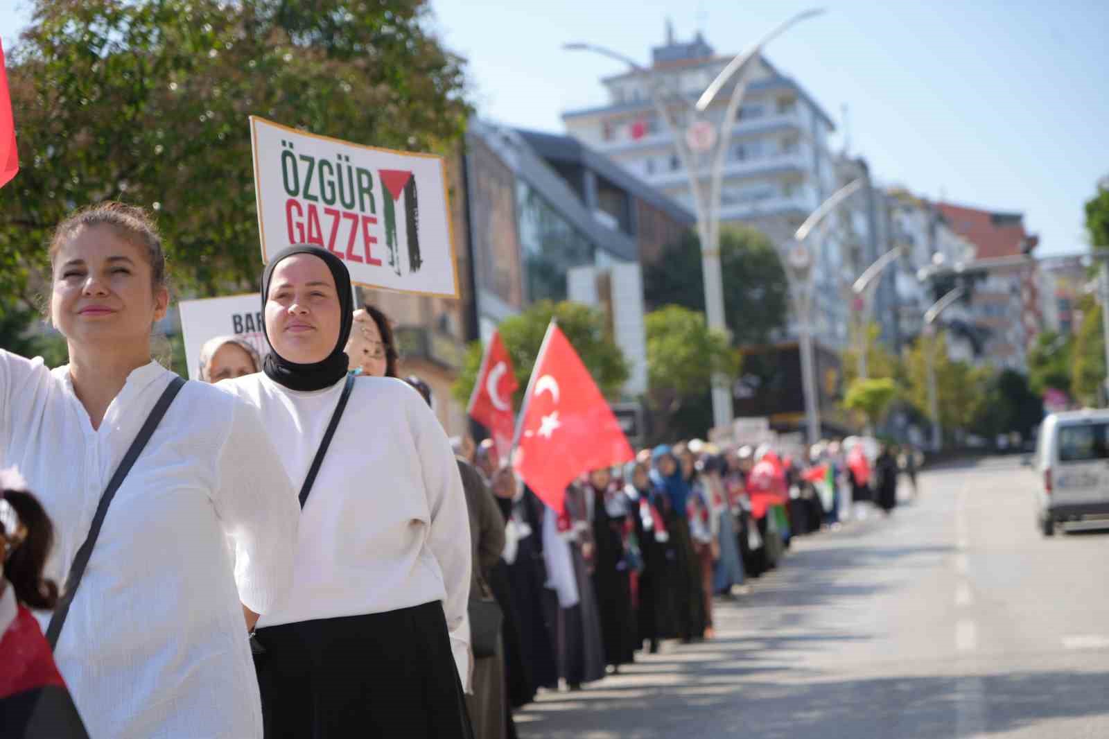 Gazze için ‘Sessiz Çığlık Zinciri’