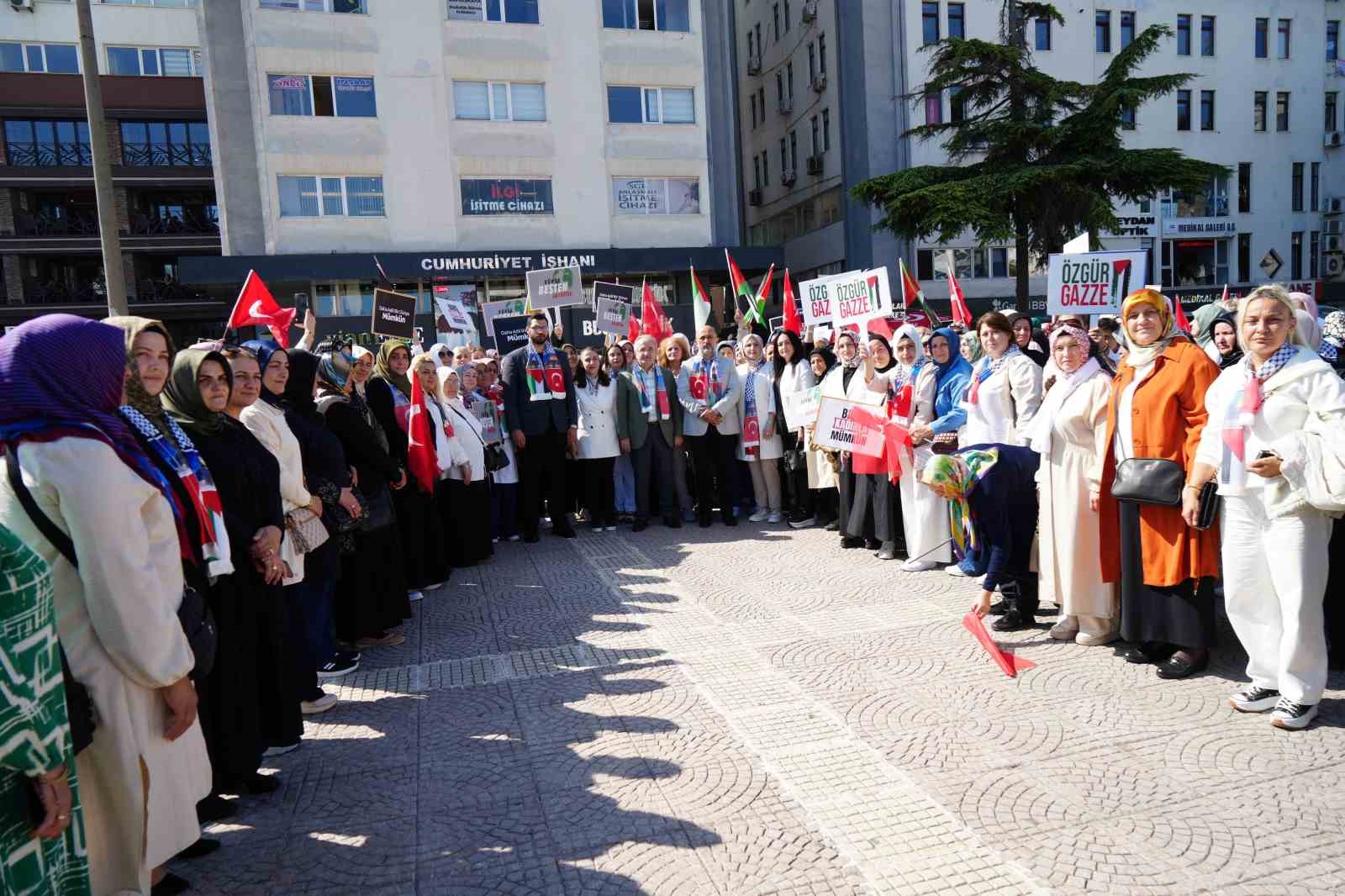 Gazze i&ccedil;in &lsquo;Sessiz &Ccedil;ığlık Zinciri&rsquo;
