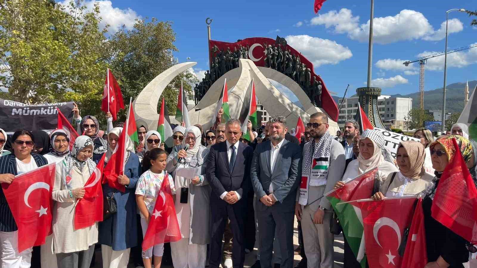 Osmaniye’de kadınlardan Gazze için sessiz çığlık