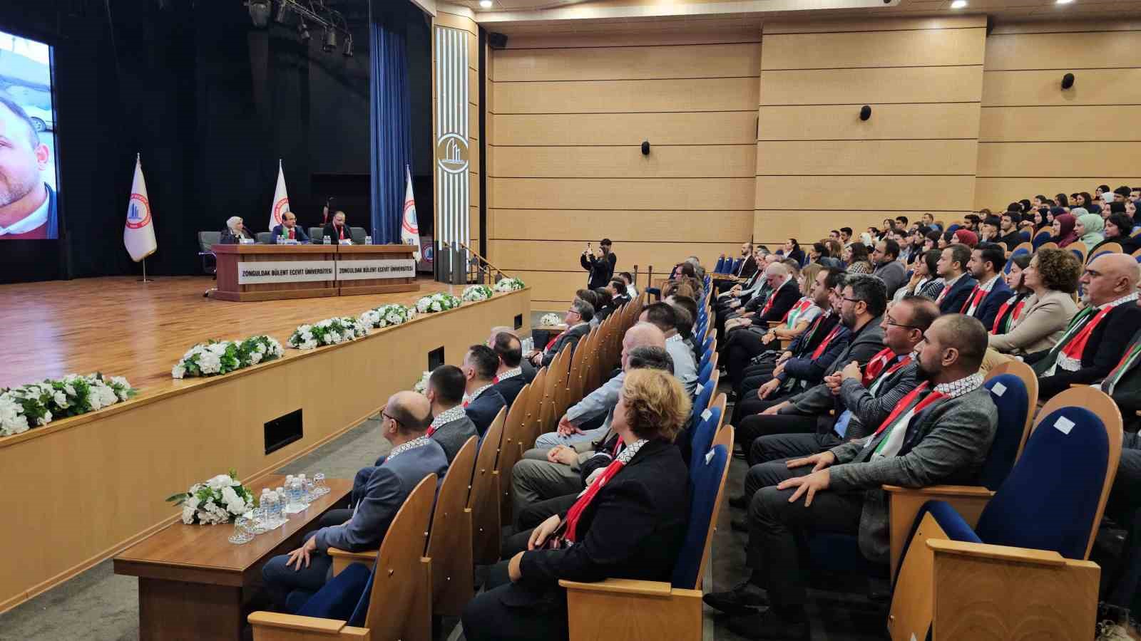 Gazzeli hemşireden Cumhurbaşkanı Erdoğan’a "Gazze" teşekkürü