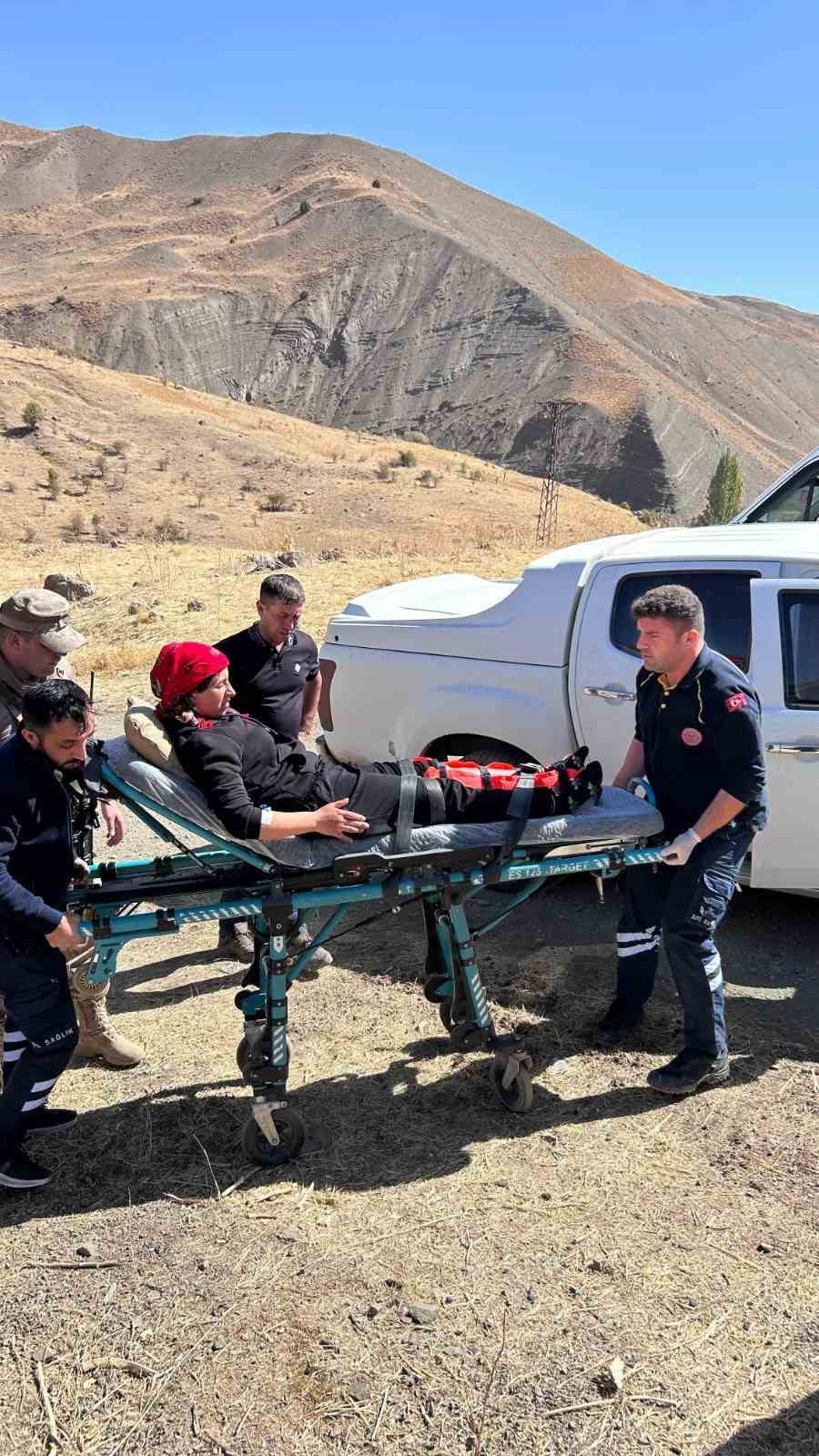 Şırnak&rsquo;ta attan d&uuml;şen kadın yaralandı
