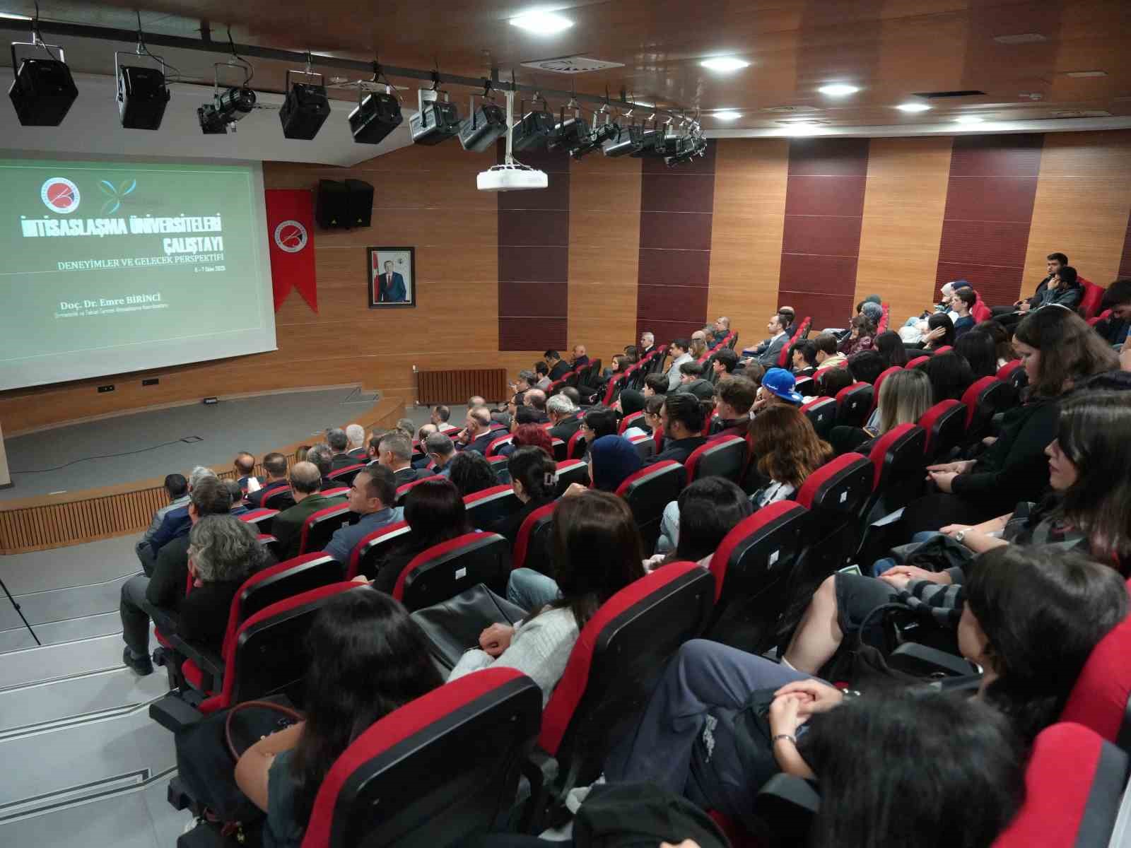 Ormancılık ve tabiat turizminde ihtisaslaşan Kastamonu Üniversitesi’nden 61 projeye 46 milyon TL’lik destek