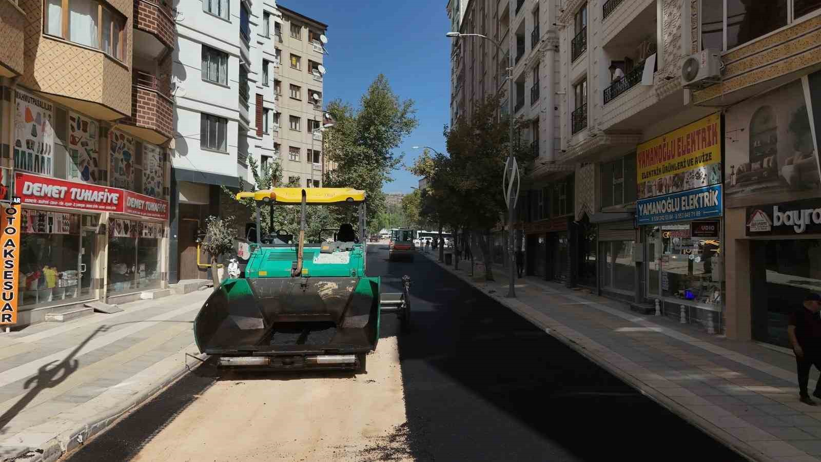 Elazığ’da Balakgazi Caddesi yenilendi