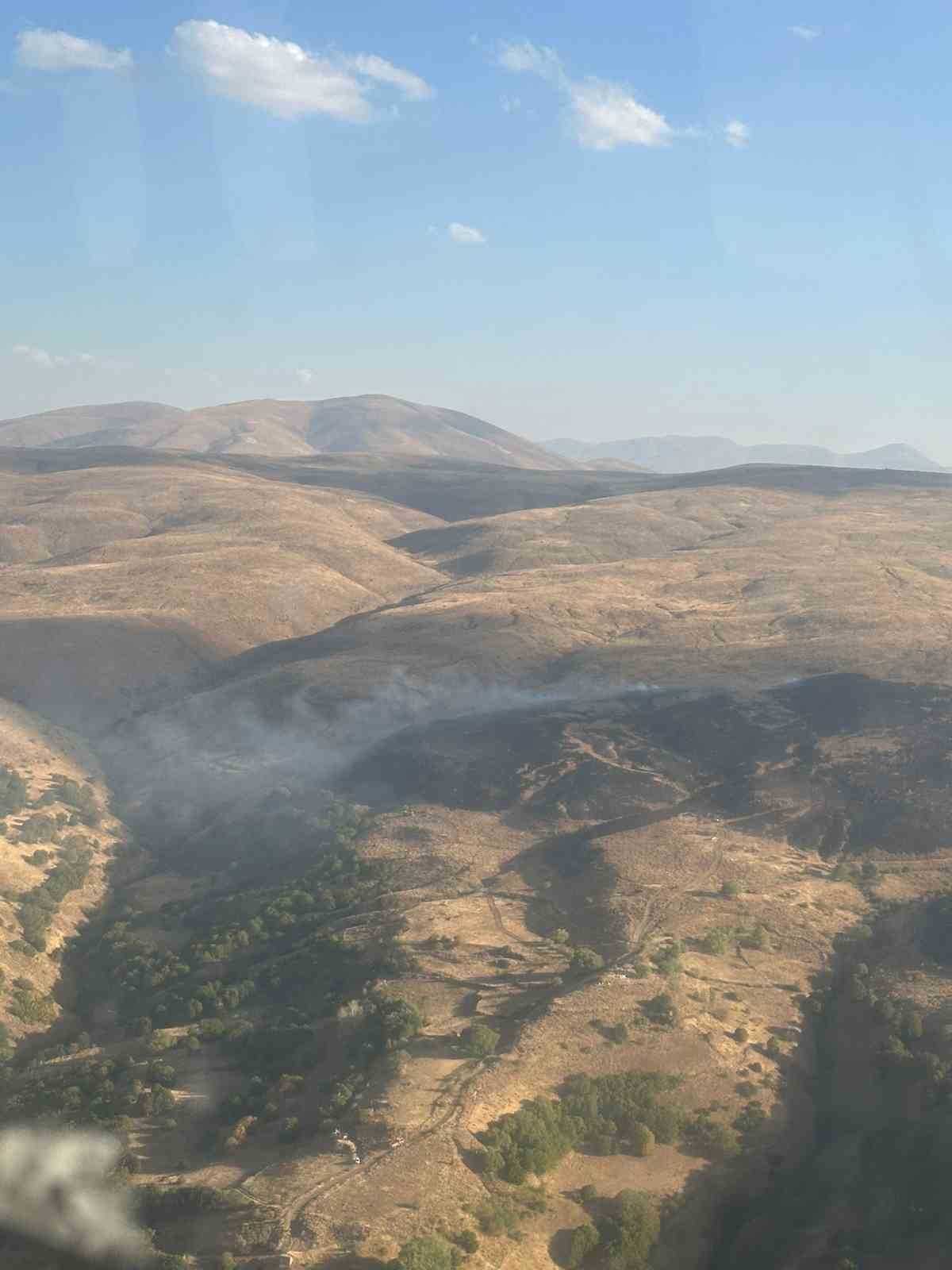 Elazığ’da kırsal alan yangını kontrol altına alındı
