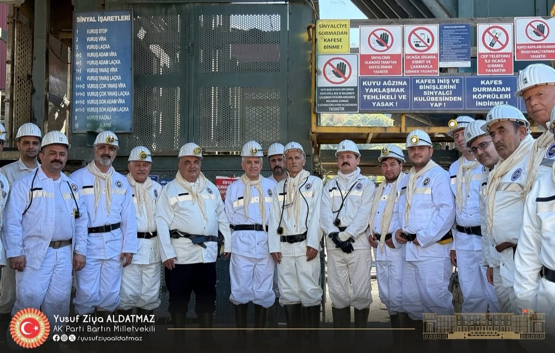 Huzurevinde kalan emekli madenciler yıllar sonra yeniden maden ocağına indi