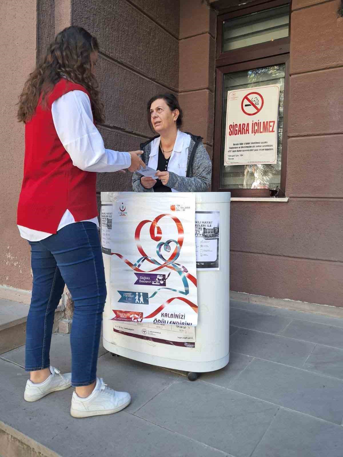 Beypazarı&rsquo;nda 29 Eyl&uuml;l D&uuml;nya Kalp G&uuml;n&uuml; standı a&ccedil;ıldı

