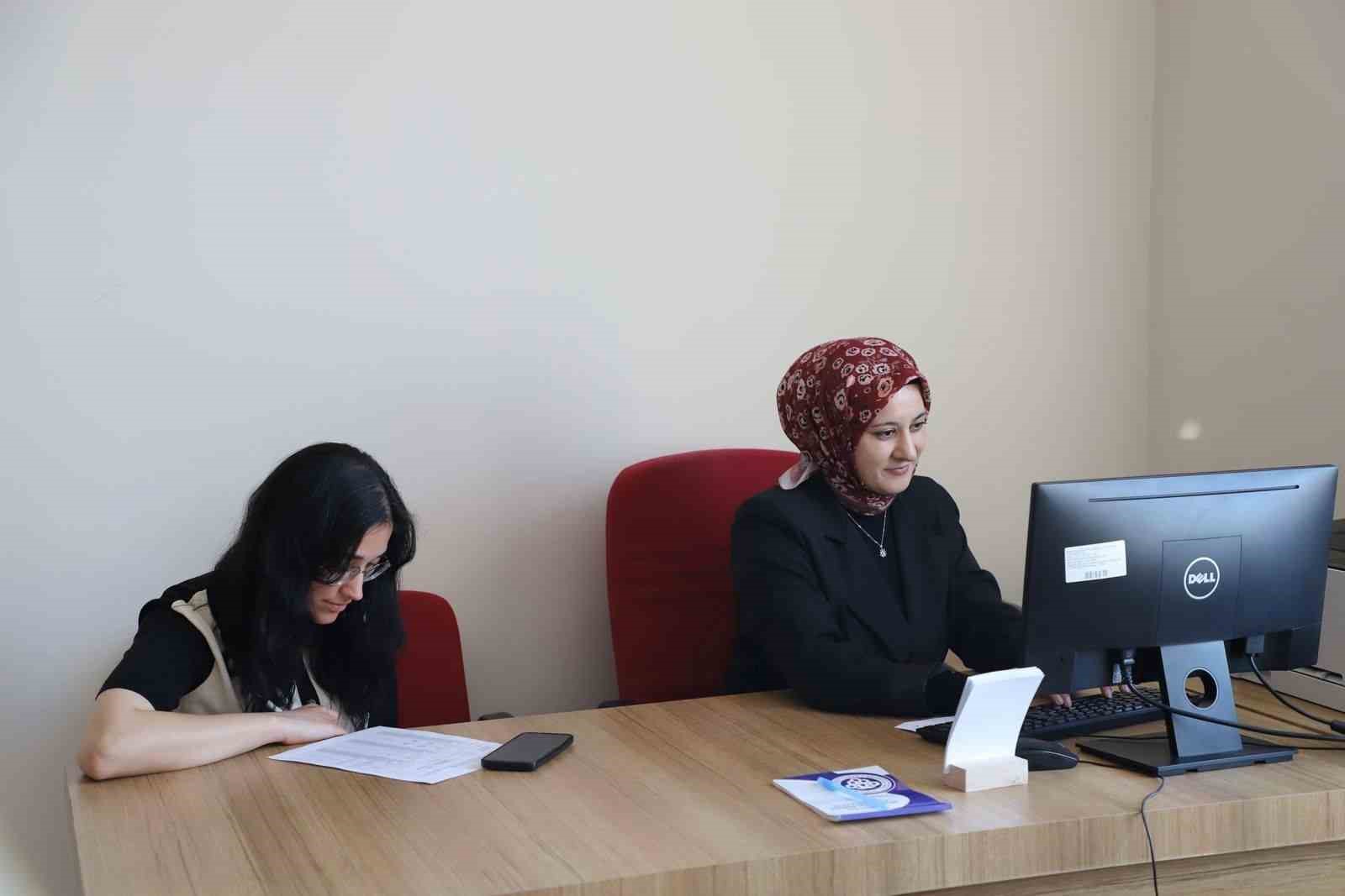 "Gençlik Programı" kapsamında EBYÜ öğrencilerine 847 kişilik kontenjan tahsis edildi