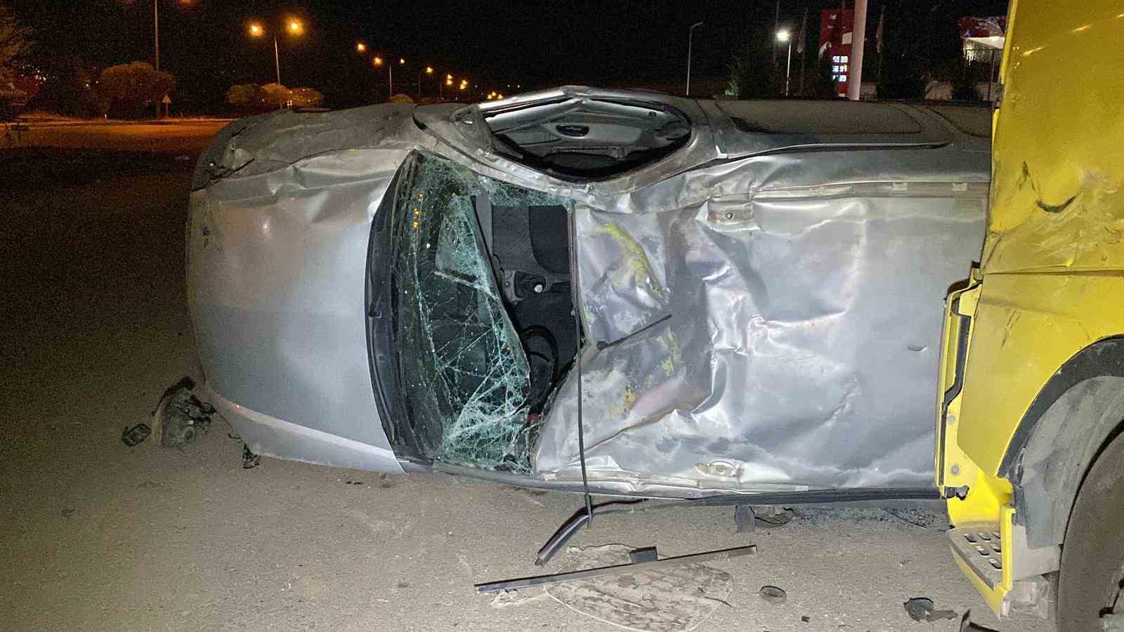 Elazığ’da feci kaza: 1’i ağır 3 yaralı
