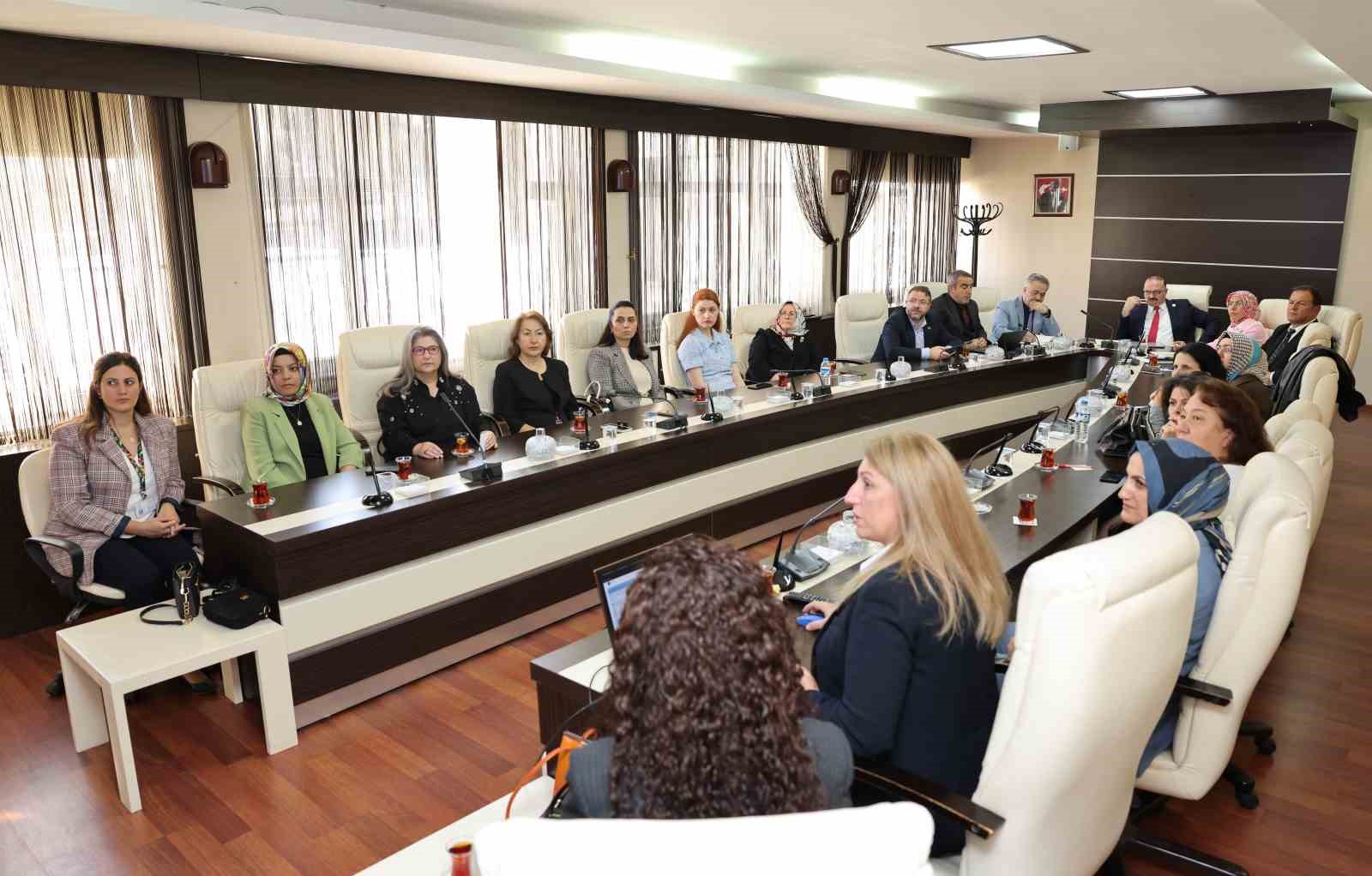 Atat&uuml;rk &Uuml;niversitesinde 2025-2026 akademik yılı birim değerlendirme toplantıları başladı
